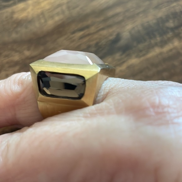 H. Stern Gold Nouveau Deco Ring with Rose Quartz, Smoky Quartz, and Prasiolites. - Picture 4 of 10